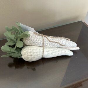 BUNCH OF 3 FABRIC CARROTS HAPPY EASTER WOODEN DISK FARMHOUSE SPRINGTIME DECOR